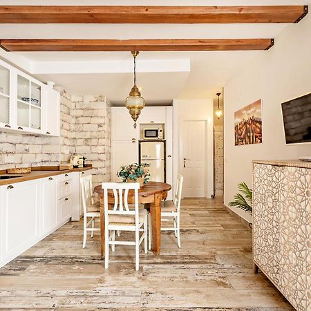 Tuguest Nazari Caldereria Apartments - Free Parking Гранада Екстериор снимка